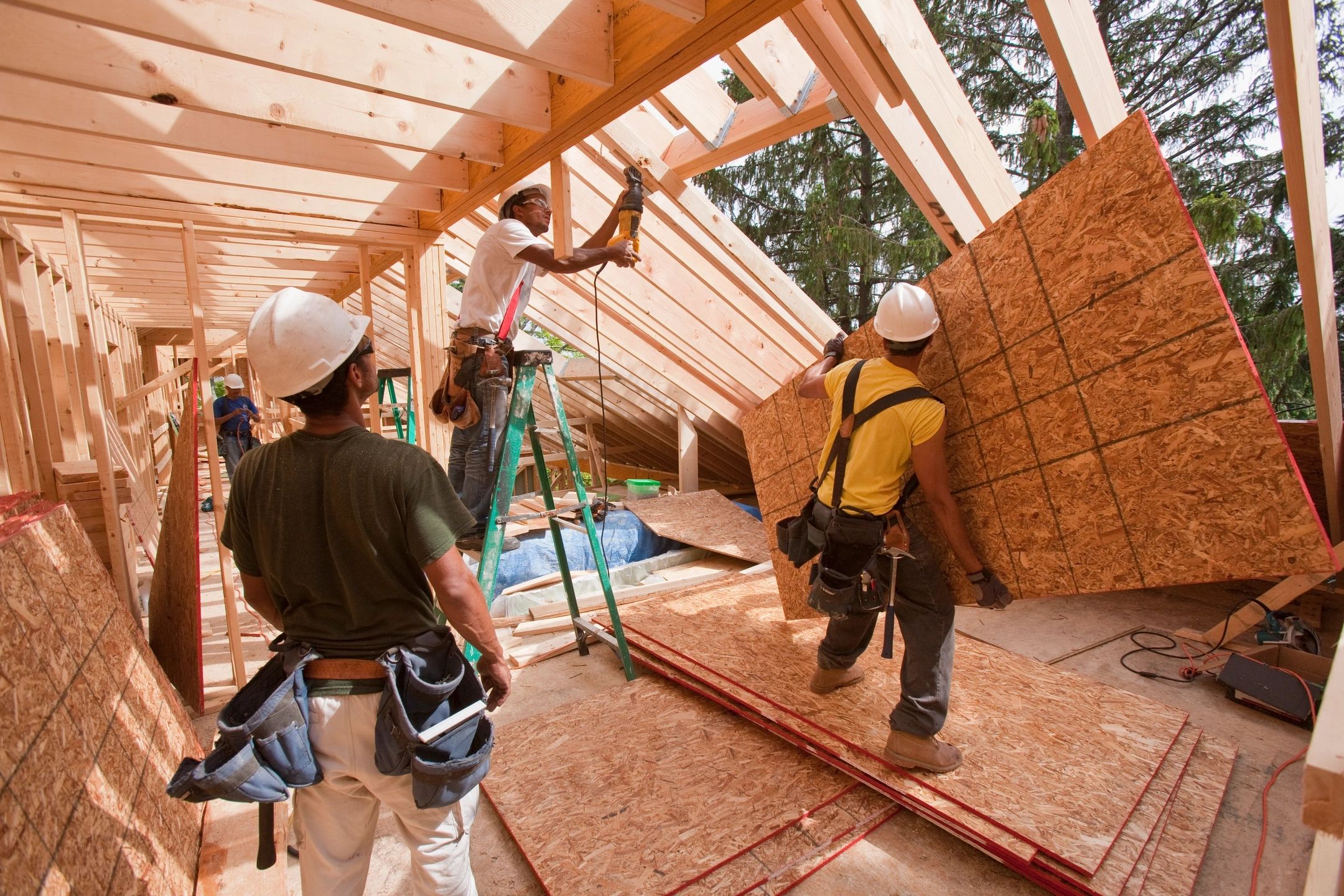 Framing crew on site